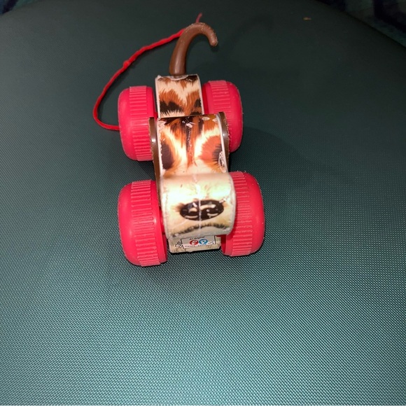 Fisher Price LITTLE SNOOPY Beagle DOG Pull Toy - wood - Picture 2 of 6